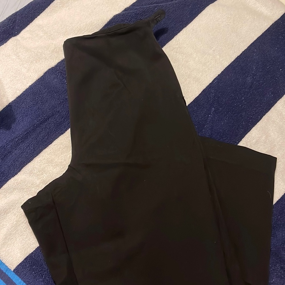 Womens black Talbots petite pants sz 12